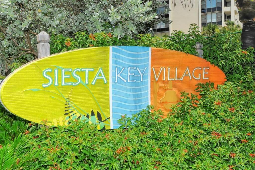 Siesta Key Village-Suite #3: A Block To The Beach! サラソータ エクステリア 写真